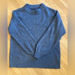 American Eagle Outfitters sweater